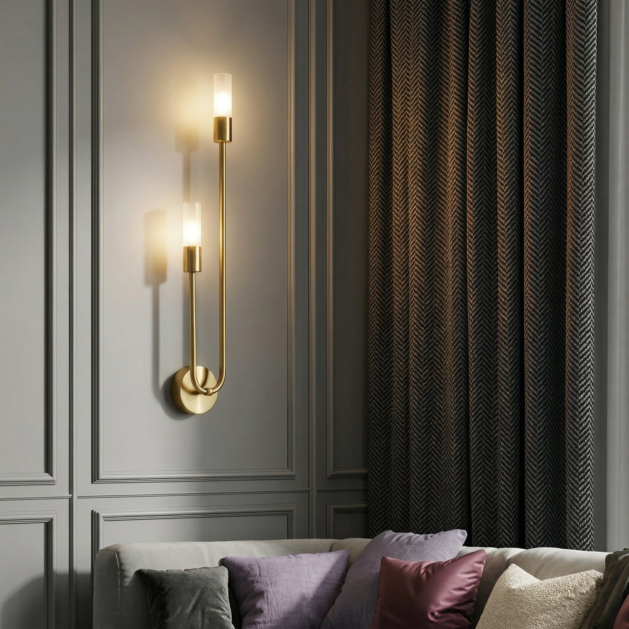 Skandinavische Wandleuchte Goldene Linie